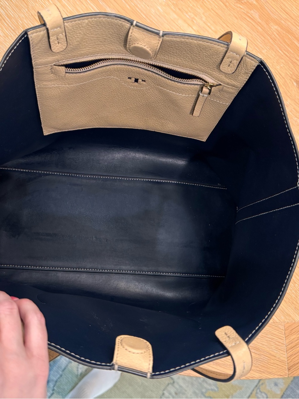 Tory Burch Beige Leather Tote Bag - Picture 4 of 13
